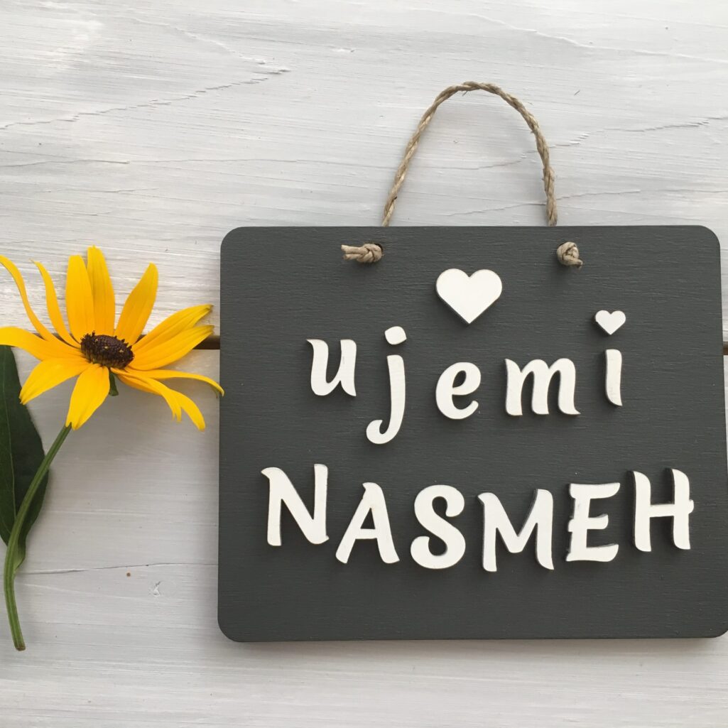 Lesena tablica »Ujemi nasmeh«