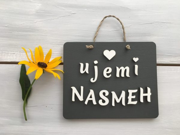 Lesena tablica »Ujemi nasmeh«