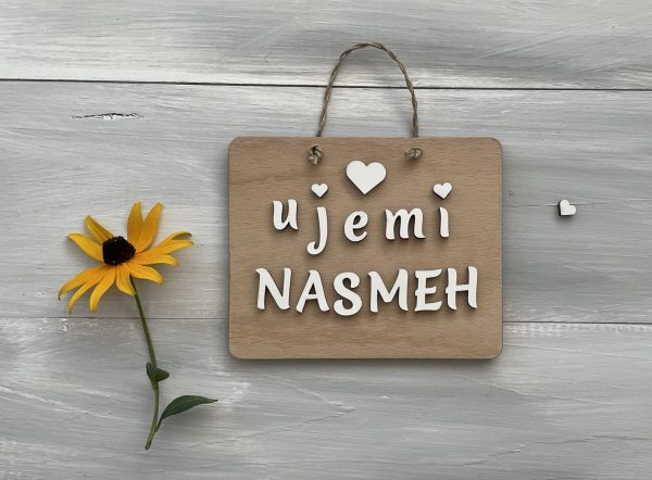 Lesena tablica »Ujemi nasmeh«